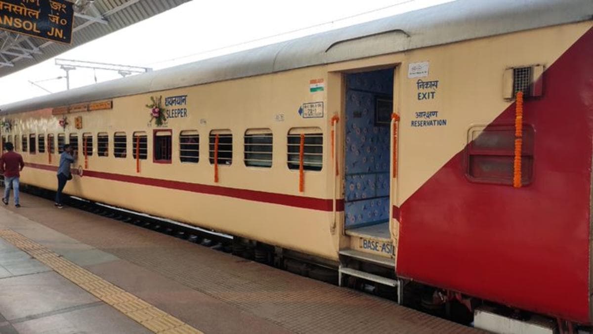 होली पर राहत: गोरखपुर से आसनसोल के बीच चलेगी विशेष ट्रेन