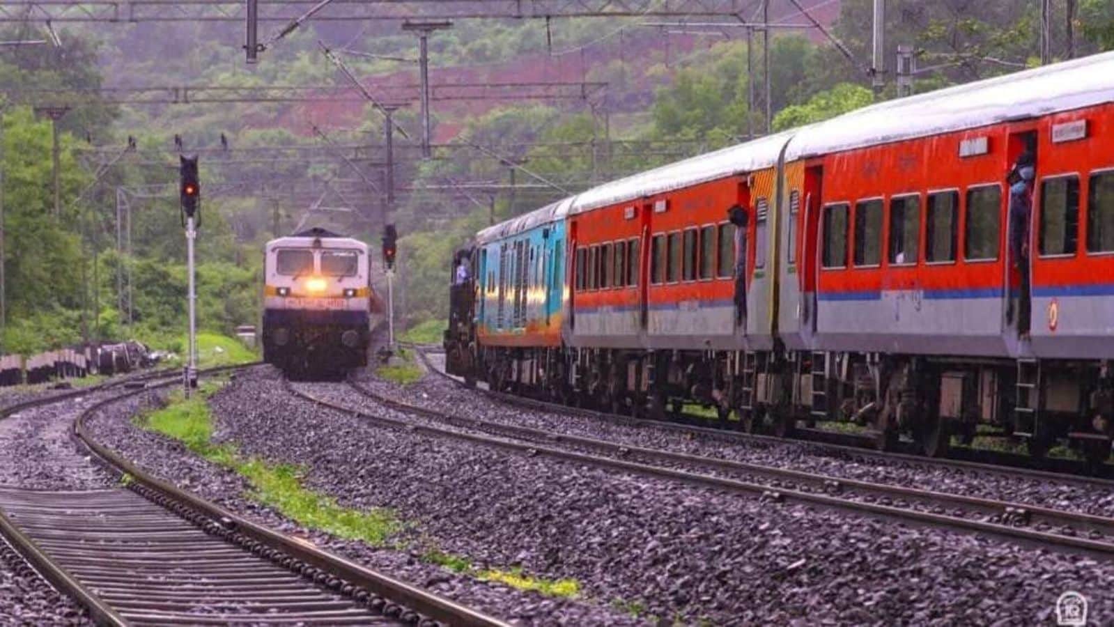 Kashi Vishwanath Express (15127) Route Changed | 15127 काशी विश्वनाथ एक्सप्रेस का बदला रूट: लखनऊ जंक्शन पर निर्माण कार्य के चलते यात्री ध्यान दें